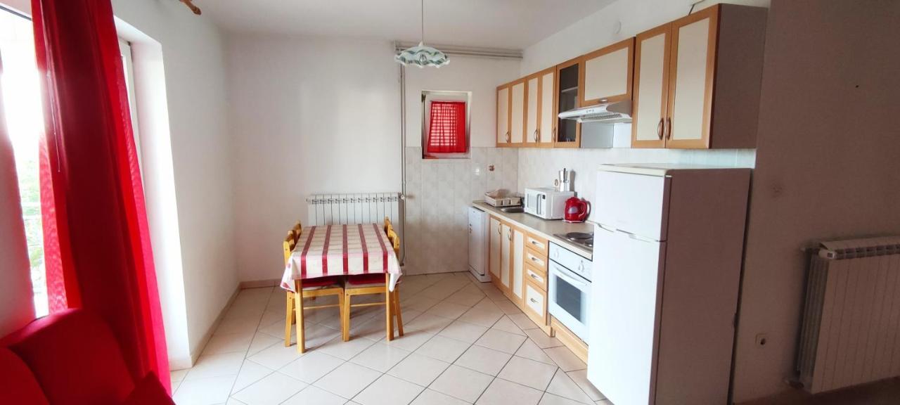 Apartmani Kevric Novi Vinodolski Exterior foto
